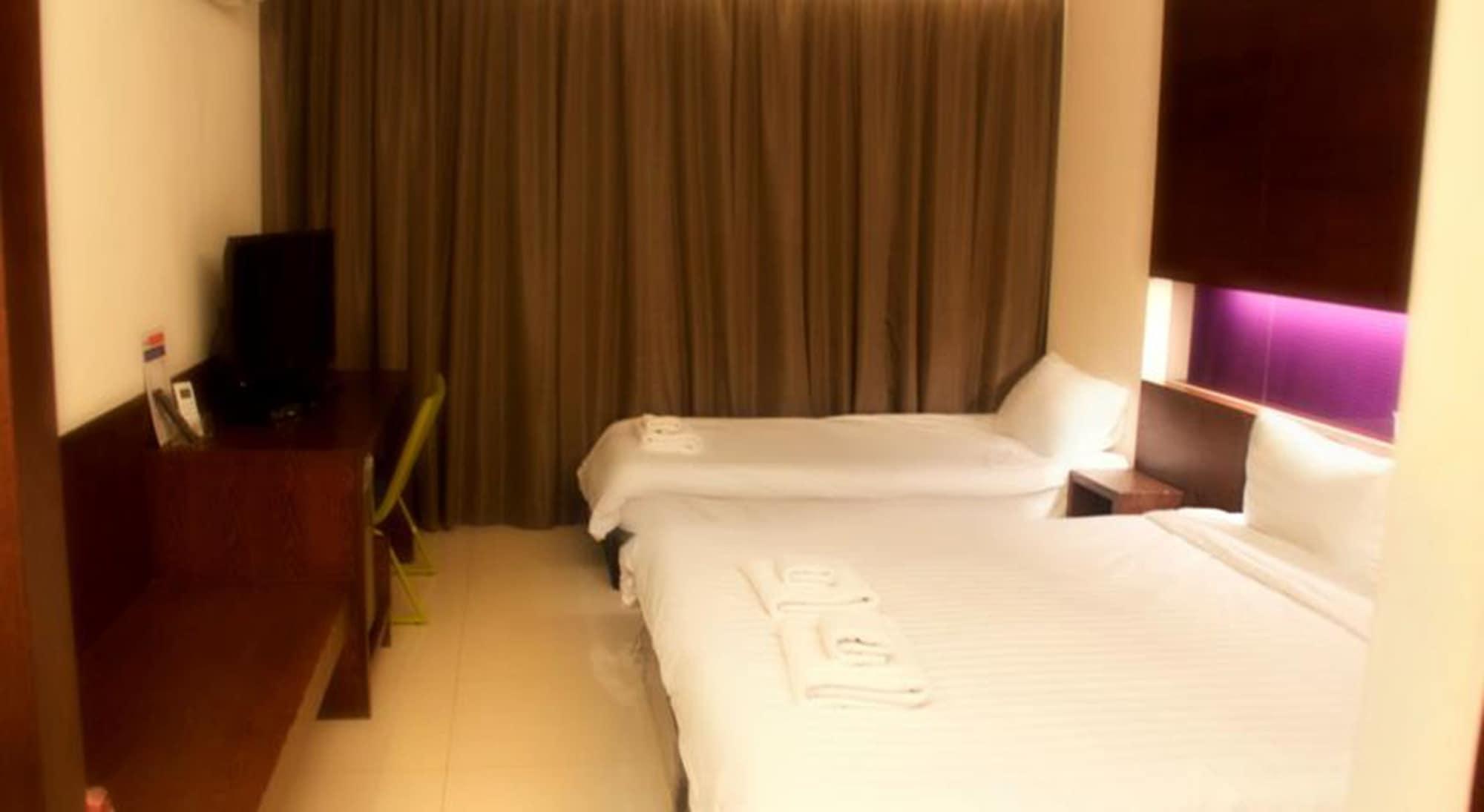 Collection O The Bangkok Airport Link Suite Экстерьер фото
