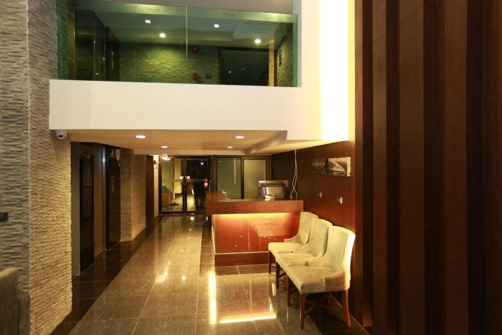 Collection O The Bangkok Airport Link Suite Экстерьер фото